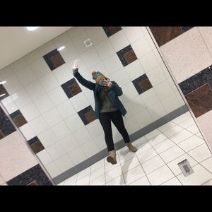 Meet your Posher, Camilla